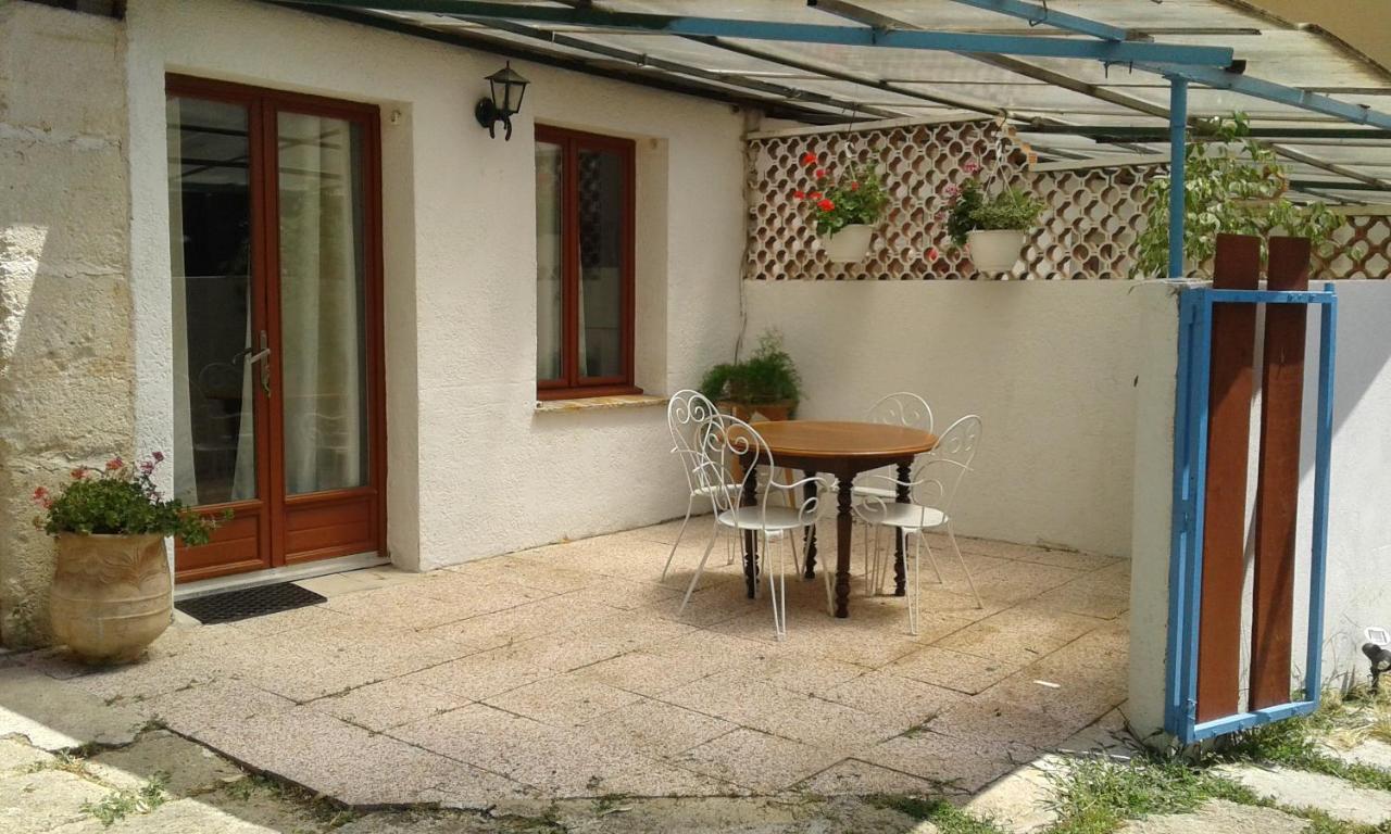Les Tournesols Apartman Lunel-Viel Kültér fotó